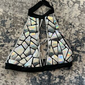 SHEIN Holographic Geometric Crop Top